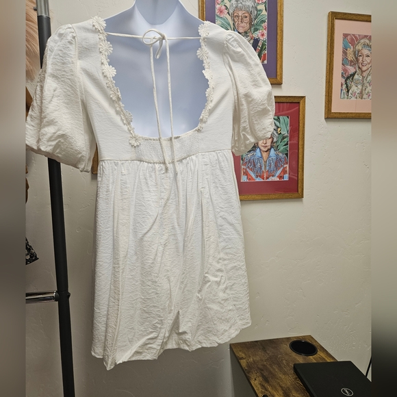 TCEC White Dress with Flower Trim - Picture 2 of 3
